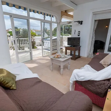 Fidalsa Grand Mediterranean Beachfront ヴィラ *