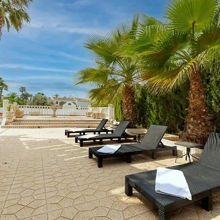 וילה Fidalsa Grand Mediterranean Beachfront
