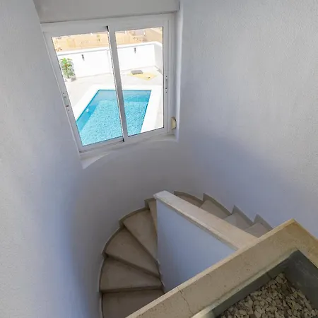 Fidalsa Grand Mediterranean Beachfront ヴィラ *