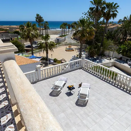 ヴィラ Fidalsa Grand Mediterranean Beachfront *