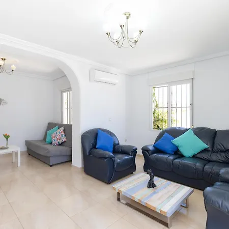וילה Fidalsa Grand Mediterranean Beachfront פלאיה פלמנקה