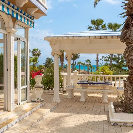 Willa Fidalsa Grand Mediterranean Beachfront *